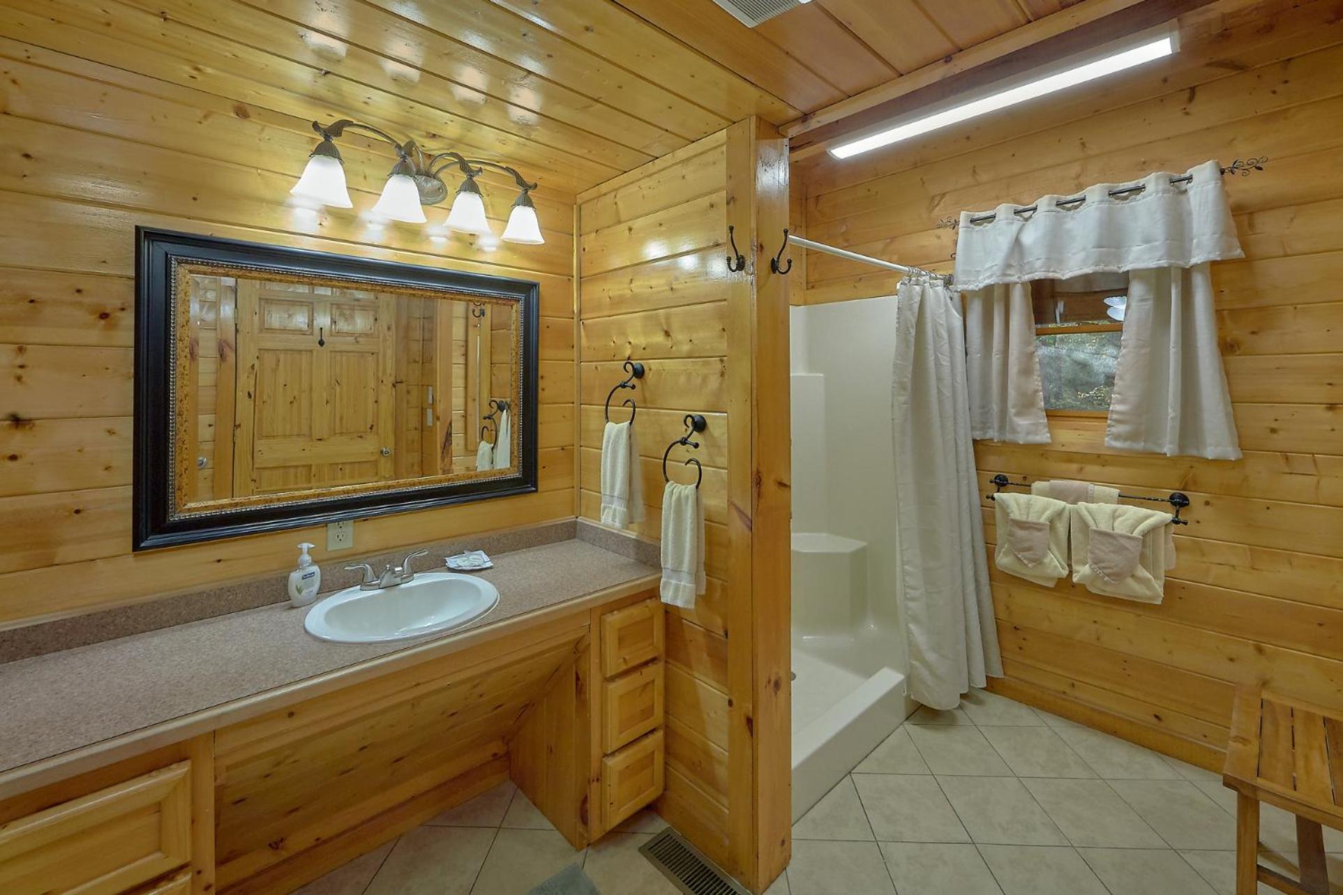 Creeksong Holiday Home Gatlinburg Bagian luar foto