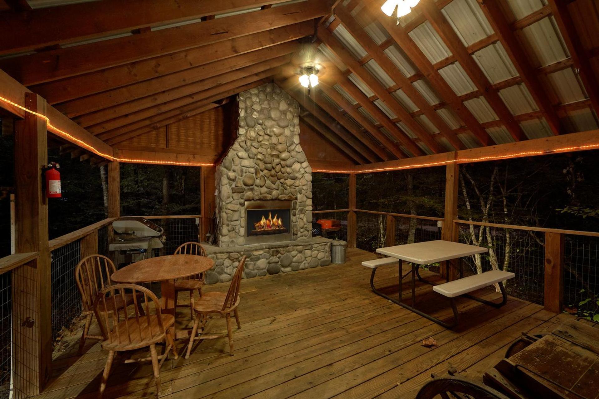 Creeksong Holiday Home Gatlinburg Bagian luar foto