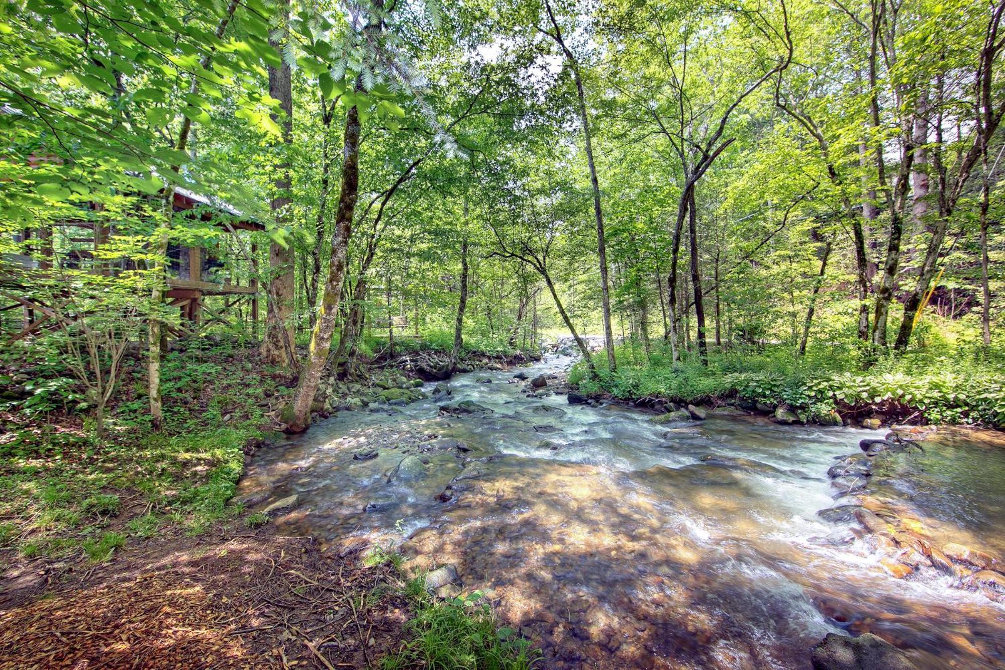 Creeksong Holiday Home Gatlinburg Bagian luar foto