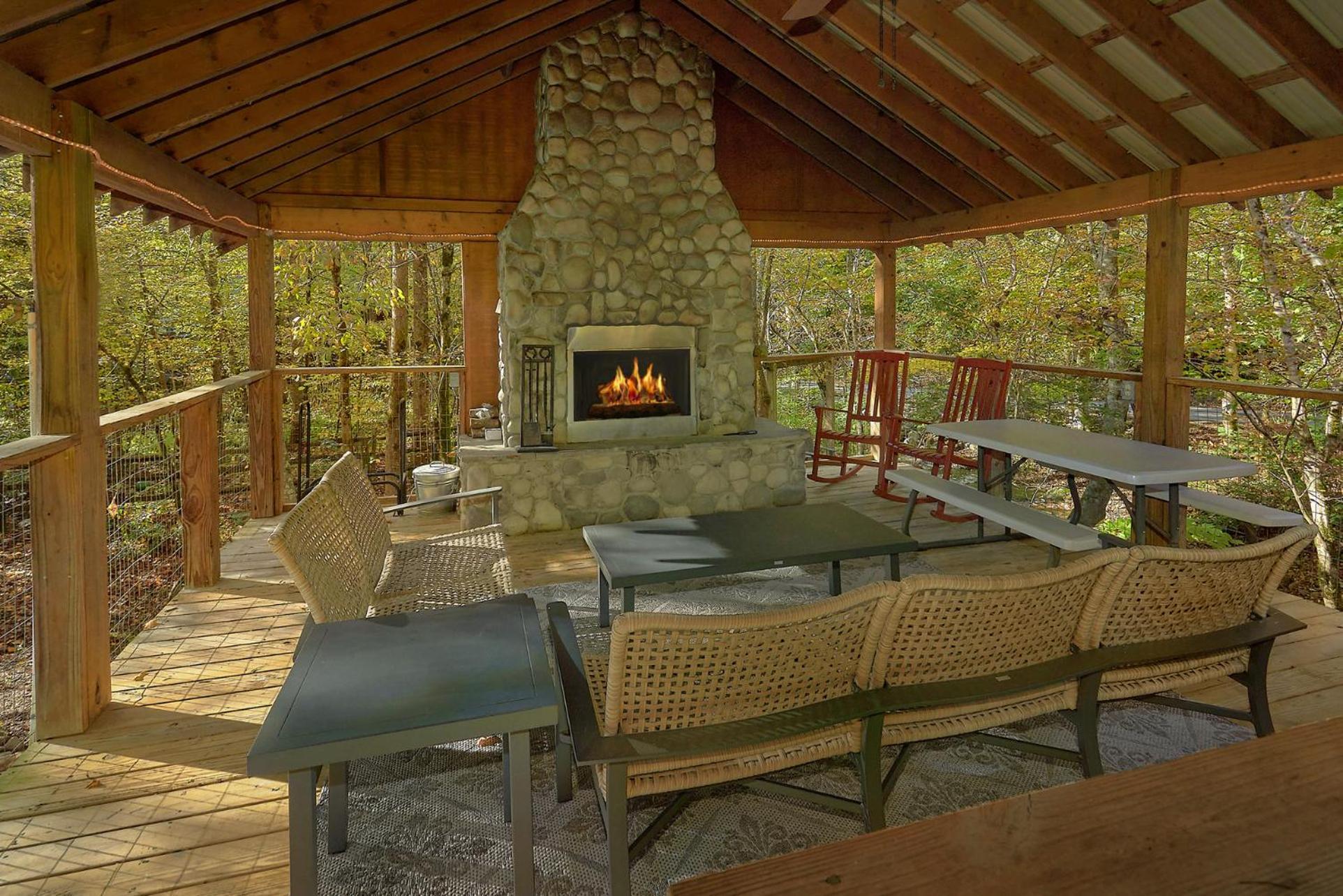 Creeksong Holiday Home Gatlinburg Bagian luar foto
