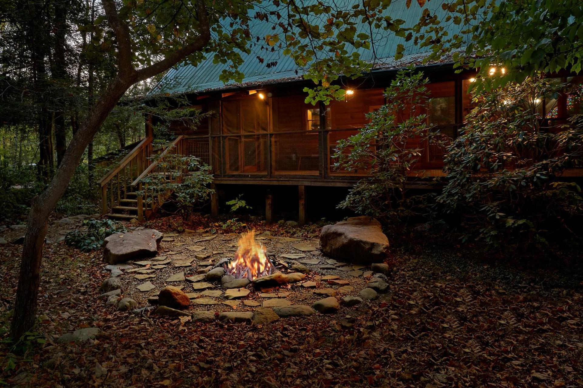 Creeksong Holiday Home Gatlinburg Bagian luar foto
